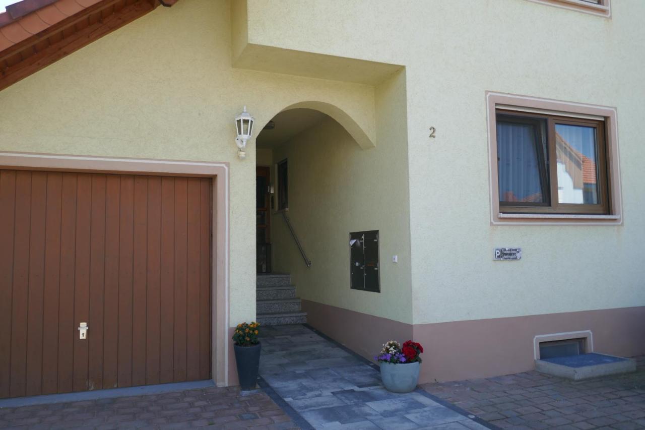 Moderne 2 Zi - Fewo Weinbergliebe Am Tuniberg Zwischen Freiburg Und Frankreich Merdingen Exteriör bild